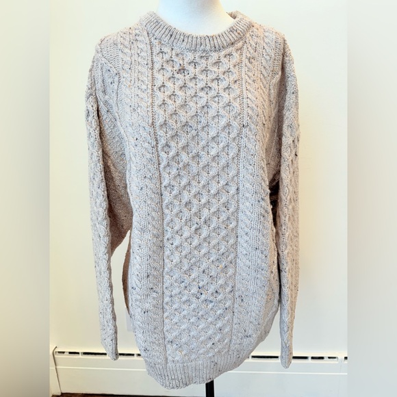 NEW - Made in Ireland wool ARAN MOR Ladies Honeycomb knit Sweater oat colour - Picture 2 of 16